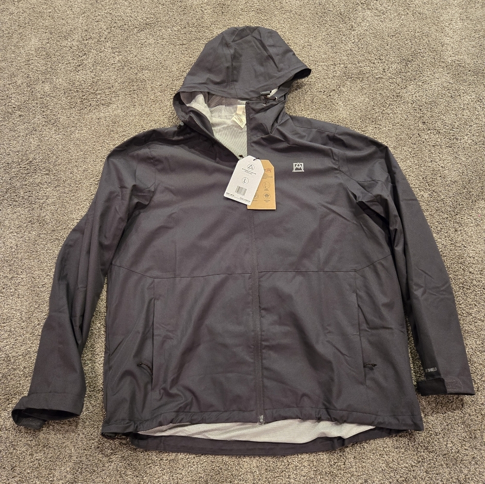 Avalanche Rain Jacket. Mens Large. Gray. CAM829